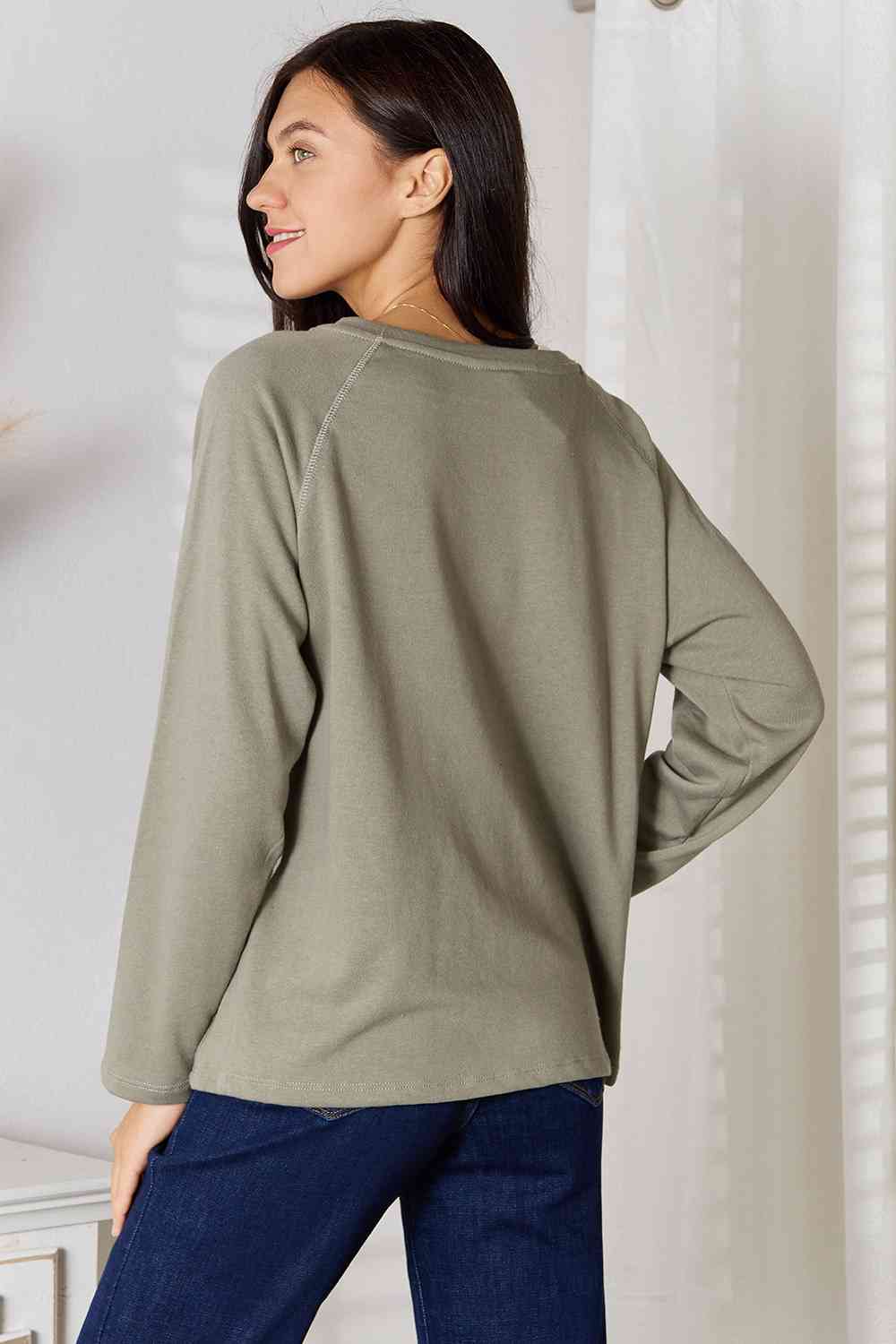 Culture Code  Full Size V-Neck Long Sleeve Top